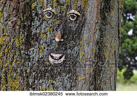 "Artwork at a lock, Canal du Midi, Ecluse de Guerre lock, Pk 70. 6, Castelnaudary, Carcassonne, Languedoc-Roussillon, Aude, France, Europe" View Large Photo Image Stock Photography - "Artwork at a lock, Canal du Midi, Ecluse de Guerre lock, Pk 70. 6, Castelnaudary, Carcassonne, Languedoc-Roussillon, Aude, France, Europe". Fotosearch