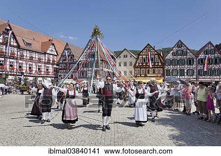 "Bandltanz dance, Uracher Schaferlauf festival, Bad Urach, Baden-Wurttemberg, Germany, Europe" View Large Photo Image Stock Image - "Bandltanz dance, Uracher Schaferlauf festival, Bad Urach, Baden-Wurttemberg, Germany, Europe". Fotosearch