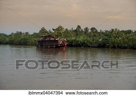 "Bassac ship, Mekong Cruise, Mekong Delta, Can Tho, Vietnam, Asia" View Large Photo Image Picture - "Bassac ship, Mekong Cruise, Mekong Delta, Can Tho, Vietnam, Asia". Fotosearch