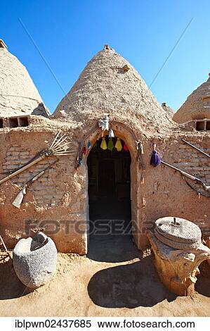"Beehive adobe buildings of Harran, south west Anatolia, Turkey, Asia" View Large Photo Image Stock Photography - "Beehive adobe buildings of Harran, south west Anatolia, Turkey, Asia". Fotosearch