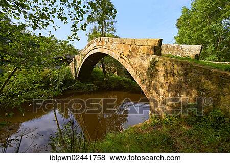 Stock Photo - "Beggars Bridge, built by Alderman Thomas Ferris, 1620, North York Moors National Park, North Yorkshire, England, United Kingdom, Europe". Fotosearch