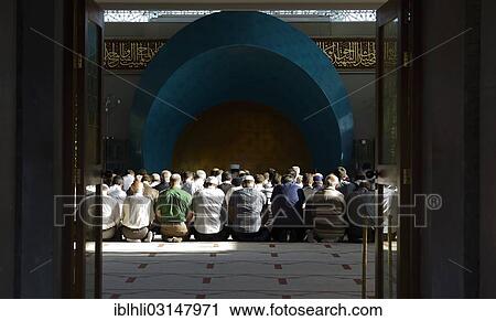 Stock Image - "Believers in prayer, Sakirin mosque, Sakirin Camii, modern mosque, Uskudar, Istanbul, asian and european side, Istanbul Province, Turkey, Asia". Fotosearch