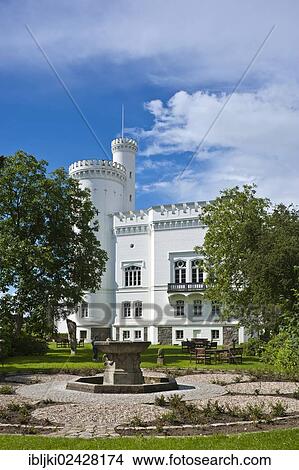 "Blomenburg Castle, garden view, Selent, Schleswig-Holstein, Germany, Europe" View Large Photo Image Picture - "Blomenburg Castle, garden view, Selent, Schleswig-Holstein, Germany, Europe". Fotosearch