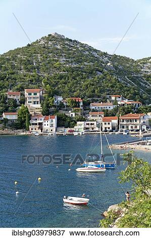 "Boats, view of the town of Stari Grad, Kvarner Gulf, Croatia, Europe" View Large Photo Image Stock Photo - "Boats, view of the town of Stari Grad, Kvarner Gulf, Croatia, Europe". Fotosearch