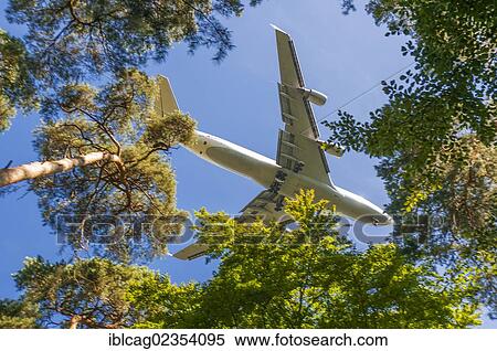 "Boeing 747-430 of Lufthansa during the final landing approach at Frankfurt Airport, Frankfurt am Main, Hesse, Germany, Europe" View Large Photo Image Stock Photography - "Boeing 747-430 of Lufthansa during the final landing approach at Frankfurt Airport, Frankfurt am Main, Hesse, Germany, Europe". Fotosearch