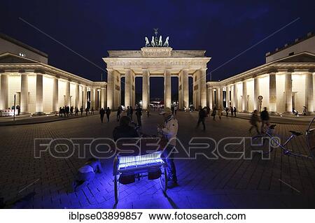 "Brandenburg Gate at night, Pariser Platz, Berlin, Germany, Europe" View Large Photo Image Stock Photo - "Brandenburg Gate at night, Pariser Platz, Berlin, Germany, Europe". Fotosearch