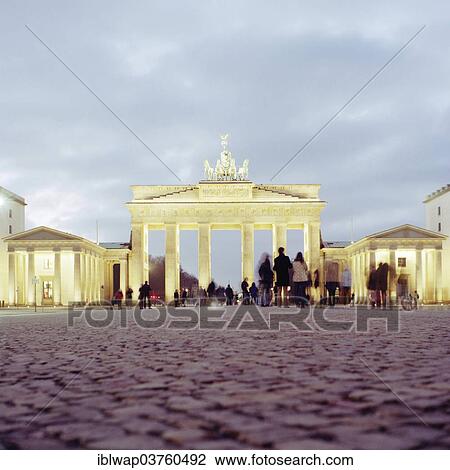 "Brandenburg Gate, Pariser Platz, Mitte, Berlin, Berlin, Germany, Europe" View Large Photo Image Stock Image - "Brandenburg Gate, Pariser Platz, Mitte, Berlin, Berlin, Germany, Europe". Fotosearch