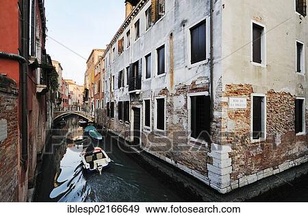 Stock Photo - "Bridge and houses on the canal Rio de la Toletta, Dorsoduro quarter, Venice, UNESCO World Heritage Site, Veneto, Italy, Europe". Fotosearch