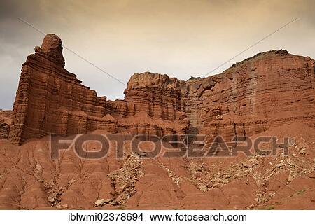 Picture - "Buckle of the Waterpocket Fold, Scenic Drive Road, Capitol Reef National Park, Utah, Southwestern USA, USA". Fotosearch