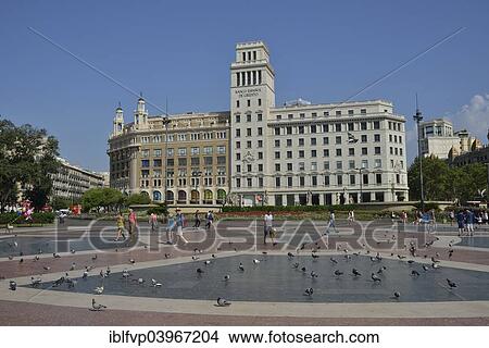 "Building of Banco Espanol de Credito in Placa de Catalunya square, Barcelona,? Çï? ÇïCatalonia, Spain, Europe" View Large Photo Image Picture - "Building of Banco Espanol de Credito in Placa de Catalunya square, Barcelona,? Çï? ÇïCatalonia, Spain, Europe". Fotosearch
