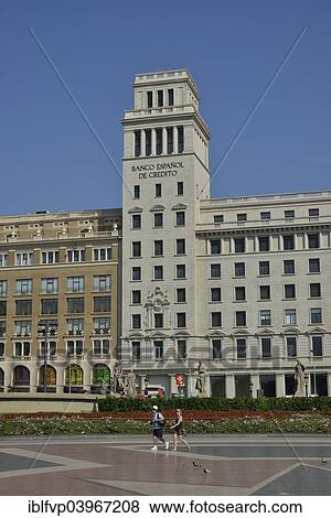Stock Photo - "Building of Banco Espanol de Credito in Placa de Catalunya square, Barcelona,? Çï? ÇïCatalonia, Spain, Europe". Fotosearch