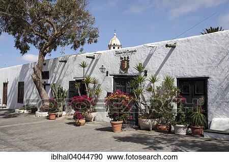 Stock Image - "Buildings, souvenir shop with plants, Teguise, Lanzarote, Canary Islands, Spain, Europe". Fotosearch
