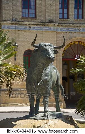 "Bull sculpture in front of the bullring, El Puerto de Santa Maria, Costa de la Luz, Andalusia, Spain, Europe" View Large Photo Image Stock Photography - "Bull sculpture in front of the bullring, El Puerto de Santa Maria, Costa de la Luz, Andalusia, Spain, Europe". Fotosearch