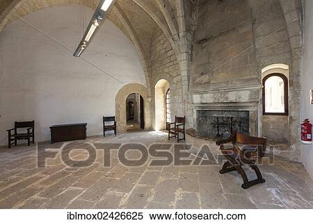 "Burg Castill de Bellver, 13. Jahrhundert, Palma de Mallorca, Mallorca, Balearen, Spanien, Europa" View Large Photo Image Stock Photography - "Burg Castill de Bellver, 13. Jahrhundert, Palma de Mallorca, Mallorca, Balearen, Spanien, Europa". Fotosearch