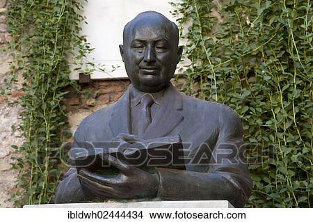 "Bust of Juan Temboury Alvarez, Malaga, Andalucia, Spain, Europe" View Large Photo Image Picture - "Bust of Juan Temboury Alvarez, Malaga, Andalucia, Spain, Europe". Fotosearch