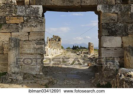 Stock Image - "Byzantine Gate and arcades, ancient city of Hierapolis, Hierapolis, near Pamukkale, Denizli Province, Aegean Region, Turkey, Asia". Fotosearch