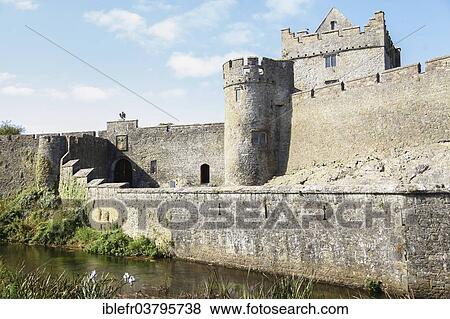 "Cahir Castle, Cahir, County Tipperary, Ireland, Europe" View Large Photo Image Stock Photo - "Cahir Castle, Cahir, County Tipperary, Ireland, Europe". Fotosearch