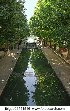 "Canal Saint Martin, Paris, France, Europe" View Large Photo Image Stock Photograph - "Canal Saint Martin, Paris, France, Europe". Fotosearch