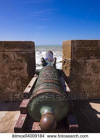 "Cannon on fortification, town wall by the sea, Scala de la Kasbah, Scala du Port fortress, Essaouira, Marrakesh-Tensift-El Haouz region, Morocco, Africa" View Large Photo Image Picture - "Cannon on fortification, town wall by the sea, Scala de la Kasbah, Scala du Port fortress, Essaouira, Marrakesh-Tensift-El Haouz region, Morocco, Africa". Fotosearch