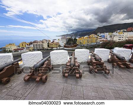 "Cannons at the Castillo de la Virgen, below the Maritime Museum with a replica of the ship Santa Maria of Columbus, Santa Cruz de La Palma, Canary Islands, Spain, Europe" View Large Photo Image Stock Image - "Cannons at the Castillo de la Virgen, below the Maritime Museum with a replica of the ship Santa Maria of Columbus, Santa Cruz de La Palma, Canary Islands, Spain, Europe". Fotosearch