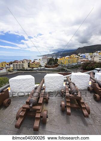 "Cannons at the Castillo de la Virgen, below the Maritime Museum with a replica of the ship Santa Maria of Columbus, Santa Cruz de La Palma, Canary Islands, Spain, Europe" View Large Photo Image Stock Photograph - "Cannons at the Castillo de la Virgen, below the Maritime Museum with a replica of the ship Santa Maria of Columbus, Santa Cruz de La Palma, Canary Islands, Spain, Europe". Fotosearch
