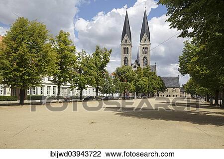"Cathedral and Cathedral Square, Halberstadt, Saxony Anhalt, Germany, Europe" View Large Photo Image Stock Image - "Cathedral and Cathedral Square, Halberstadt, Saxony Anhalt, Germany, Europe". Fotosearch