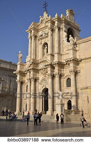 "Cathedral of Santa Maria delle Colonne, Cathedral Square, Syracuse, Province of Syracuse, Sicily, Italy, Europe" View Large Photo Image Stock Photo - "Cathedral of Santa Maria delle Colonne, Cathedral Square, Syracuse, Province of Syracuse, Sicily, Italy, Europe". Fotosearch