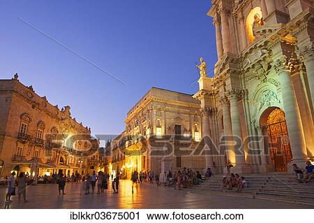 "Cathedral Square with the Cathedral of Santa Maria delle Colonne, Ortygia, Syracuse, Province of Syracuse, Sicily, Italy, Europe" View Large Photo Image Stock Image - "Cathedral Square with the Cathedral of Santa Maria delle Colonne, Ortygia, Syracuse, Province of Syracuse, Sicily, Italy, Europe". Fotosearch