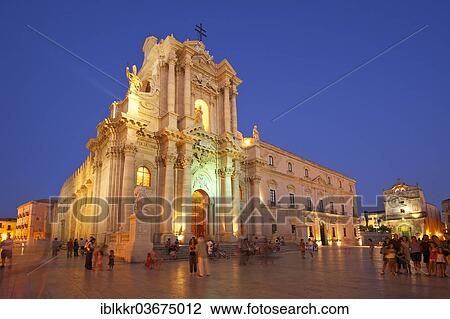 "Cathedral Square with the Cathedral of Santa Maria delle Colonne, Ortygia, Syracuse, Province of Syracuse, Sicily, Italy, Europe" View Large Photo Image Stock Image - "Cathedral Square with the Cathedral of Santa Maria delle Colonne, Ortygia, Syracuse, Province of Syracuse, Sicily, Italy, Europe". Fotosearch