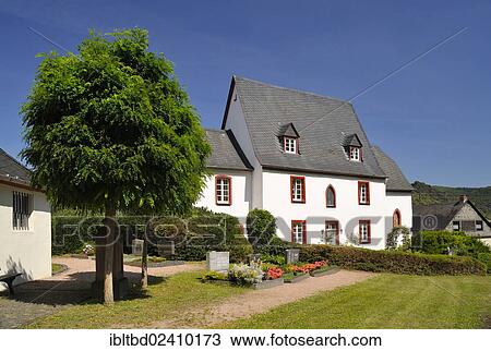 Stock Image - "Cemetery and Villa Brosius, Hirzenach, Boppard, Upper Middle Rhine Valley, UNESCO World Cultural Heritage Site, Rhineland-Palatinate, Germany, Europe". Fotosearch
