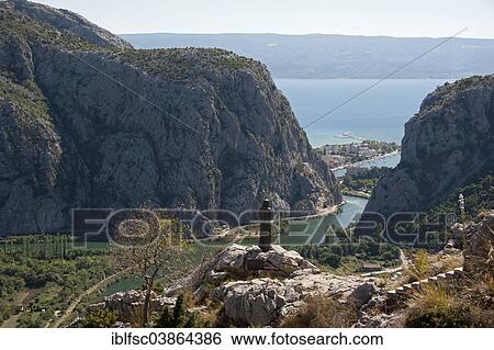 Stock Photograph - "Cetina Gorge, Cetina River or Zetina River, view of Omis, Dalmatia, Croatia, Europe". Fotosearch
