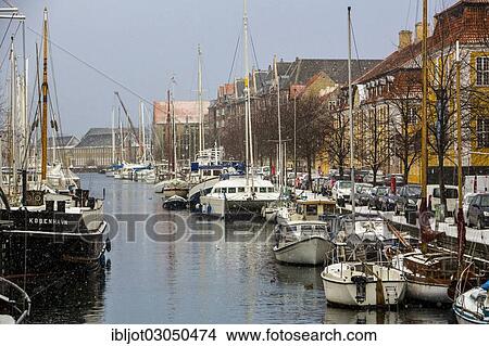 "Christianshavn district, old and new architecture in a very trendy neighbourhood of Copenhagen, Kopenhagen, Denmark, Europe" View Large Photo Image Picture - "Christianshavn district, old and new architecture in a very trendy neighbourhood of Copenhagen, Kopenhagen, Denmark, Europe". Fotosearch