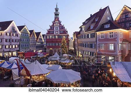 Picture - "Christmas market at the Old Town Hall, Esslingen am Neckar, Baden-Wurttemberg, Germany, Europe". Fotosearch