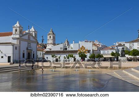 "Church of Mercy, Igreja da Misericordia, in front of the Church of St. Anthony, Igreja de Santo Antonio, Praca da Republica, Republic Square, Praca do Infante D. Henrique, Square of Henry the Navigator, Lagos, Algarve, Portugal, Europe" View Large Photo Image Stock Photograph - "Church of Mercy, Igreja da Misericordia, in front of the Church of St. Anthony, Igreja de Santo Antonio, Praca da Republica, Republic Square, Praca do Infante D. Henrique, Square of Henry the Navigator, Lagos, Algarve, Portugal, Europe". Fotosearch