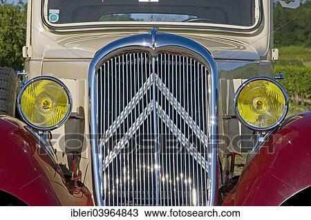 "Citroen Rosalie 7UA, built in 1935" View Large Photo Image Stock Image - "Citroen Rosalie 7UA, built in 1935". Fotosearch