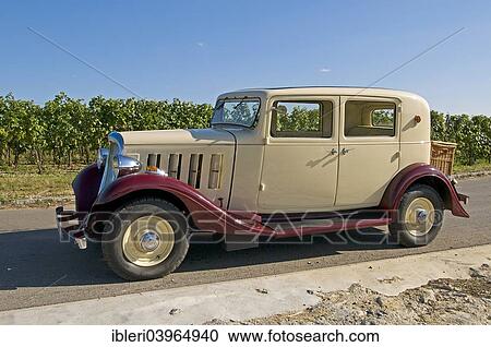 "Citroen Rosalie 7UA, built in 1935" View Large Photo Image Stock Image - "Citroen Rosalie 7UA, built in 1935". Fotosearch