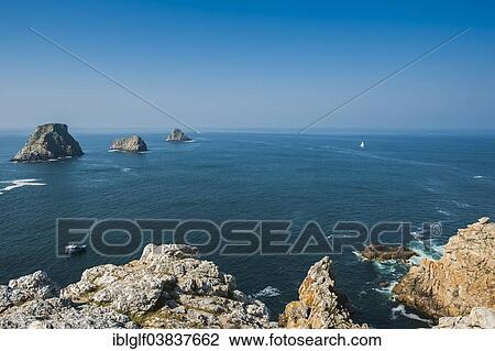 Stock Image - "Cliffs and rocky landscape with the Atlantic at Pointe de Penhir, Camaret-sur-Mer, Departement Finistere, Brittany, France, Europe". Fotosearch