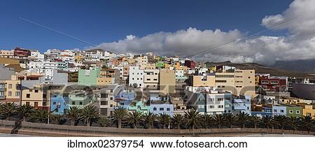"Colourful houses of Galdar, Gran Canaria, Canary Islands, Spain, Europe, PublicGround, Europe" View Large Photo Image Picture - "Colourful houses of Galdar, Gran Canaria, Canary Islands, Spain, Europe, PublicGround, Europe". Fotosearch