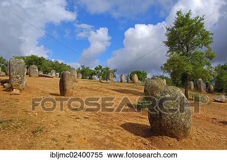 "Cromeleque dos Almendres, Megalithic Site, Evora, Alentejo, Portugal, Europe" View Large Photo Image Stock Photography - "Cromeleque dos Almendres, Megalithic Site, Evora, Alentejo, Portugal, Europe". Fotosearch