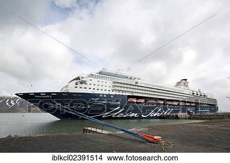 "Cruise ship, Mein Schiff 2, from TUI Travel, moored in the port of Longyearbyen, Spitsbergen, Svalbard, Norway, Europe" View Large Photo Image Picture - "Cruise ship, Mein Schiff 2, from TUI Travel, moored in the port of Longyearbyen, Spitsbergen, Svalbard, Norway, Europe". Fotosearch