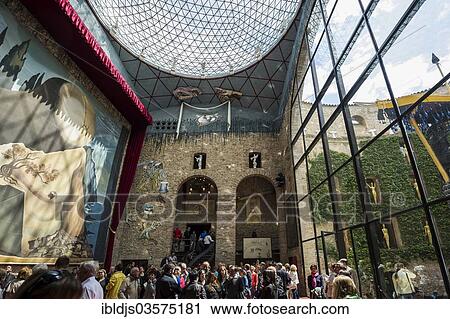 "Dali Museum, Figueres, Costa Brava, Catalonia, Spain, Europe" View Large Photo Image Stock Image - "Dali Museum, Figueres, Costa Brava, Catalonia, Spain, Europe". Fotosearch