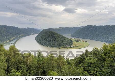 "Danube River at the Schloegen Loop, municipality of Haibach ob der Donau, Hausruckviertel region, Upper Austria, Austria, Europe" View Large Photo Image Stock Image - "Danube River at the Schloegen Loop, municipality of Haibach ob der Donau, Hausruckviertel region, Upper Austria, Austria, Europe". Fotosearch