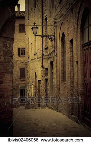 "Dark alley, Volterra, Tuscany, Italy, Europe" View Large Photo Image Stock Photograph - "Dark alley, Volterra, Tuscany, Italy, Europe". Fotosearch