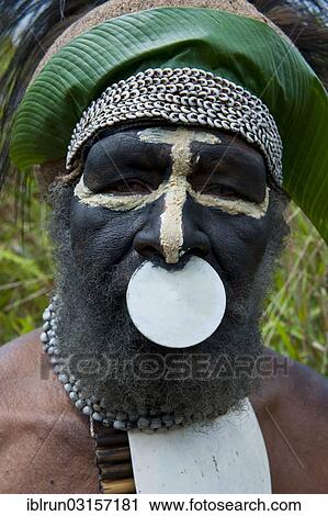 Stock Image - "Decorated and painted tribal chief, Hochland, Paya, Highland, Papua New Guinea, Oceania". Fotosearch