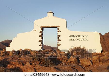 "Degollada de los Granadillos lookout, Betancuria Massif, Fuerteventura, Canary Islands, Spain, Europe" View Large Photo Image Stock Image - "Degollada de los Granadillos lookout, Betancuria Massif, Fuerteventura, Canary Islands, Spain, Europe". Fotosearch