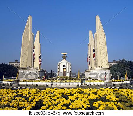 Stock Photography - "Democracy Monument, Ratchadamnoen Road, Bangkok, Central Thailand, Thailand, Asia". Fotosearch