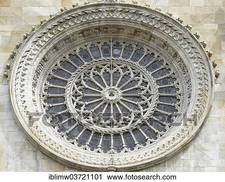 "Detail of the rose window by Amuzio da Lurago and Luchino Scarabota, west facade of the Cathedral of Como Cathedral, Cathedral of Santa Maria Maggiore, Como, Lombardy, Italy, Europe" View Large Photo Image Stock Image - "Detail of the rose window by Amuzio da Lurago and Luchino Scarabota, west facade of the Cathedral of Como Cathedral, Cathedral of Santa Maria Maggiore, Como, Lombardy, Italy, Europe". Fotosearch