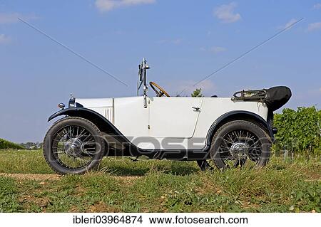 Picture - "Dixi DA1 Phaeton, built in 1927". Fotosearch