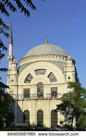 "Dolmabahce Mosque or Bezmi Alem Valide Sultan Camii, Istanbul, European side, Istanbul Province, Turkey, European side, Europe" View Large Photo Image Stock Photography - "Dolmabahce Mosque or Bezmi Alem Valide Sultan Camii, Istanbul, European side, Istanbul Province, Turkey, European side, Europe". Fotosearch