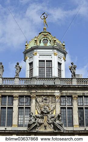 "Dome of the Maison des Boulangers, Roi d'Espagne, guild house of the bakers, Grote Markt, Grand Place, UNESCO World Heritage Site, Brussels, Brussels Region, Belgium, Europe" View Large Photo Image Stock Photo - "Dome of the Maison des Boulangers, Roi d'Espagne, guild house of the bakers, Grote Markt, Grand Place, UNESCO World Heritage Site, Brussels, Brussels Region, Belgium, Europe". Fotosearch